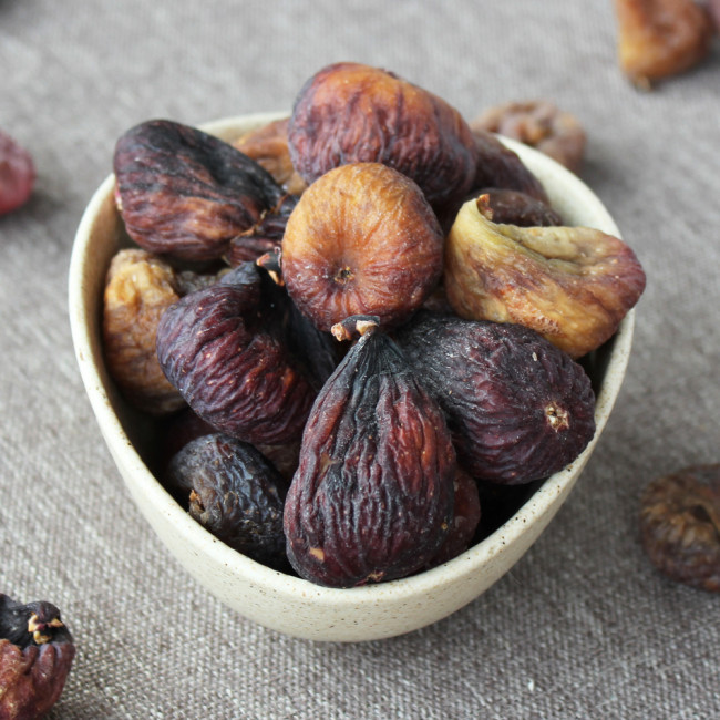 Инжир красный горный сушеный