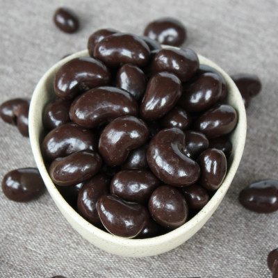 Кешью в темном шоколаде