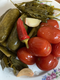 Ассорти маринованные огурцы и помидоры на винном уксусе 1,5 литра