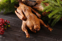 Гусь дикий копченый (примерный вес тушки 1,8 - 2,5 кг)  1 кг