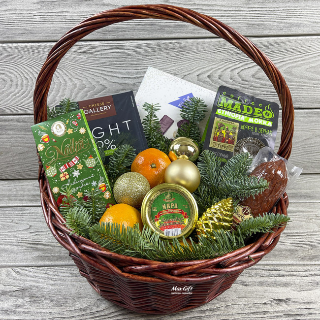 Подарочная корзина с фруктами «Русский Новый год»