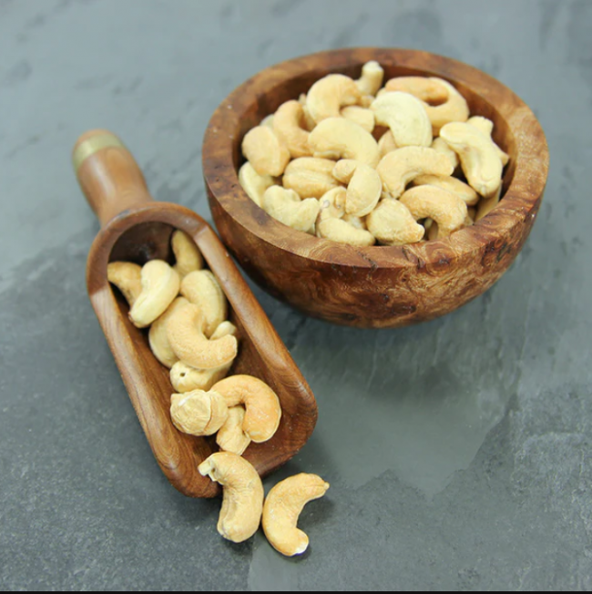 Кешью жаренный крупный 500 гр 