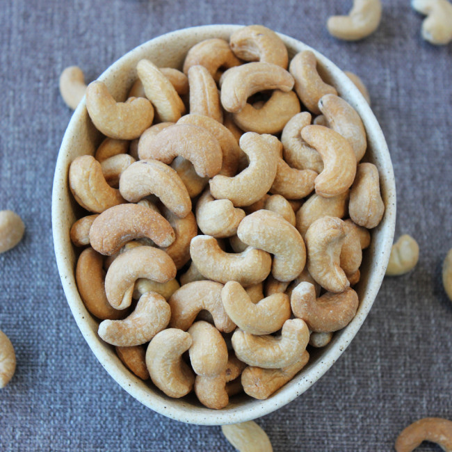 Кешью жареный с морской солью Кешью жареный с морской солью