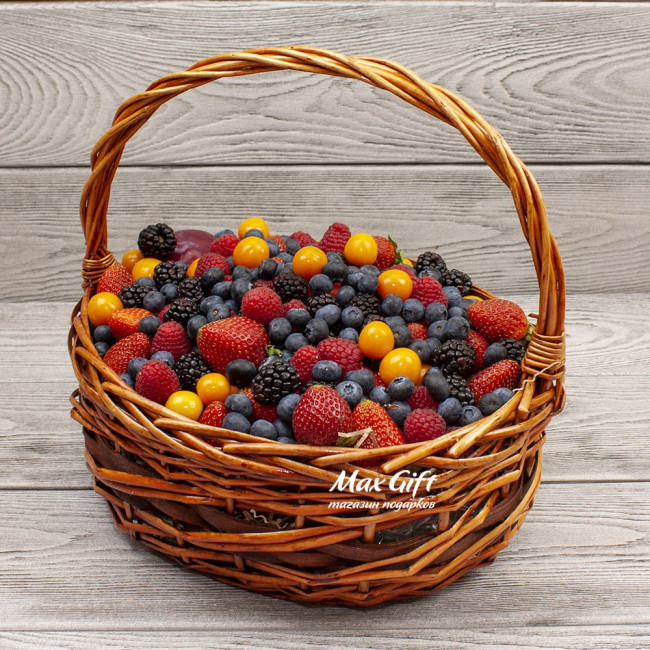 Ягодная корзина “Ягодная поляна”