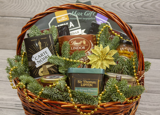 Подарочная корзина «Хвоя»