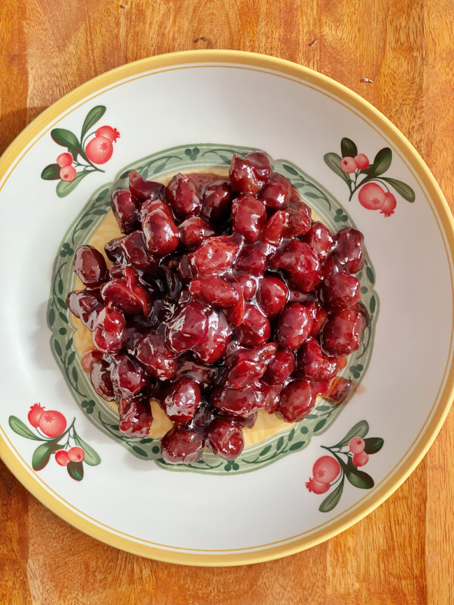 Варенье кизиловое 800гр (домашнее) Варенье кизиловое 800гр (домашнее)