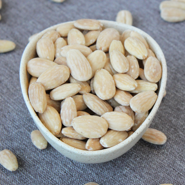 Миндаль бланшированный Миндаль бланшированный