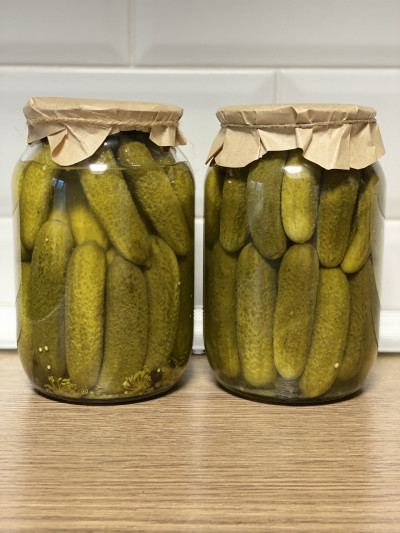 Маринованные огурцы 1 литр