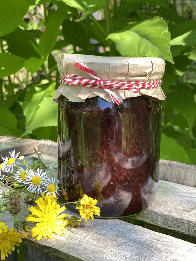 Варенье малиновое с сахаром ( Крым ) 500 мл Варенье малиновое с сахаром ( Крым ) 500 мл