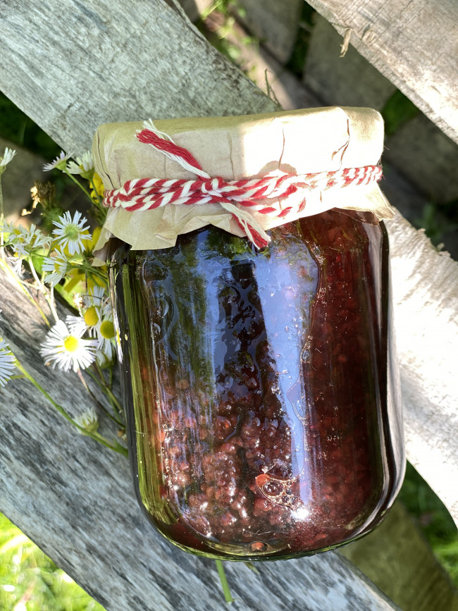 Варенье малиновое с сахаром ( Крым ) 500 мл Варенье малиновое с сахаром ( Крым ) 500 мл