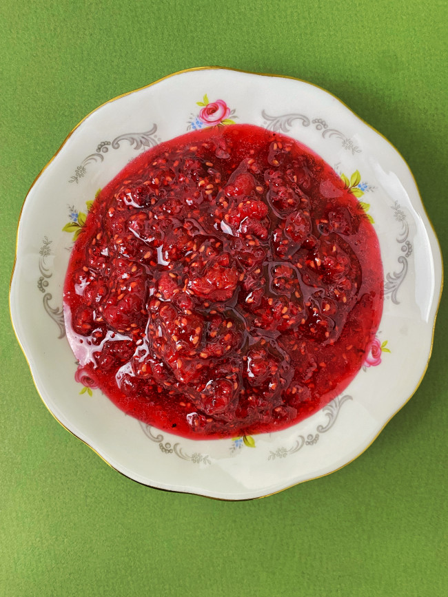 Перетертая Вологодская малина из сезонной ягоды 500 мл 1 банка