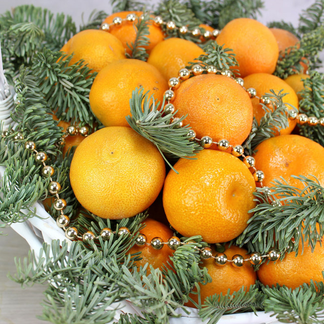 Корзина с мандаринами на Новый год №61