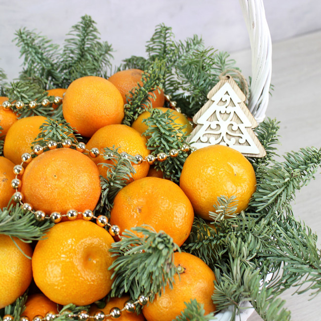 Корзина с мандаринами на Новый год №61