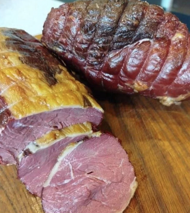 Конина мякоть мясо горячего копчения 1 кг Конина мякоть мясо горячего копчения 1 кг