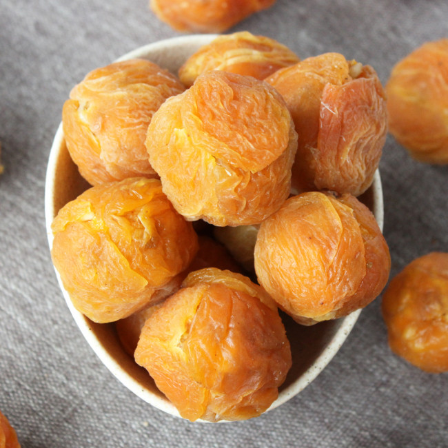 Алани с абрикосом Армения Алани с абрикосом Армения