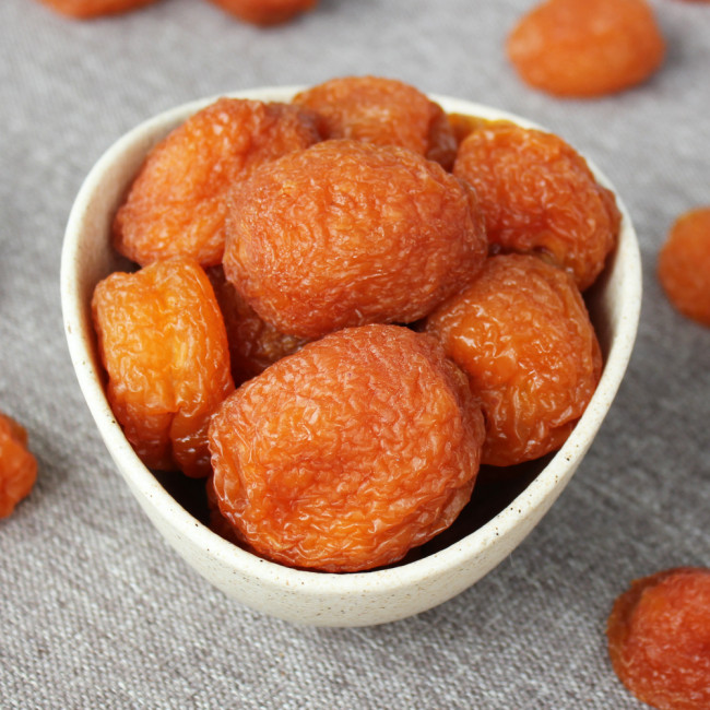 Алыча вяленая с косточкой 1 кг