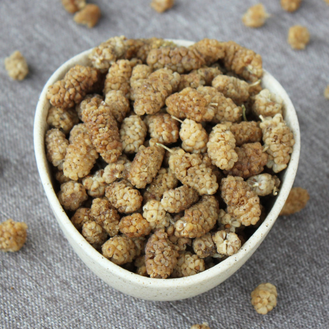 Шелковица сушеная белая Шелковица сушеная белая