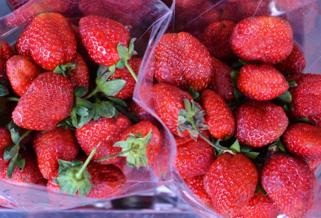 Клубника марки Sweet Berry ( Армения ) 1 кг