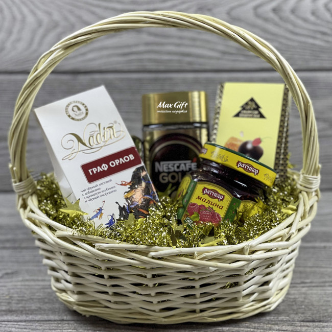 Подарочная корзина «Новогодняя звезда» Подарочная корзина «Новогодняя звезда»