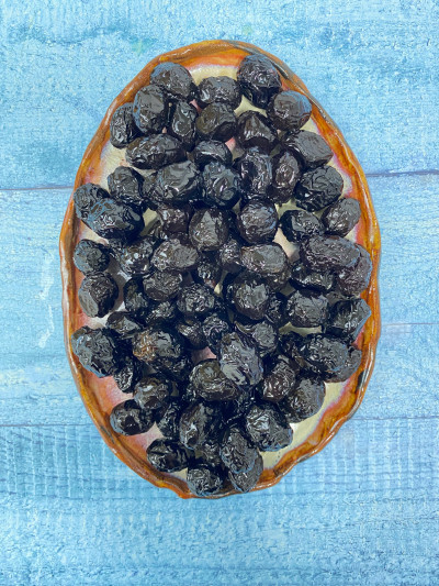 Маслины без соли вяленые с косточкой 300 гр