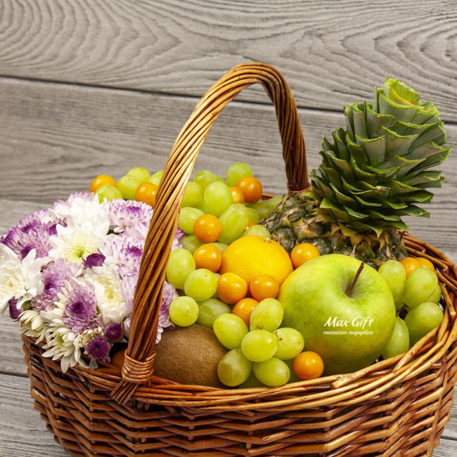 Корзина фруктов с цветами «Цветочная фрутти»
