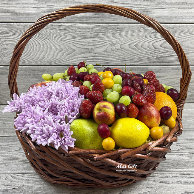 Фруктовая корзина с цветами «Херсонес» Фруктовая корзина с цветами «Херсонес»