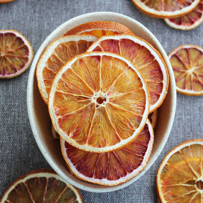 Чипсы из апельсина красного