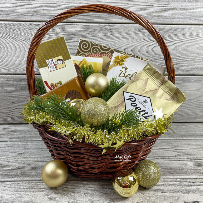 Подарочная корзина «Новогодний десерт»