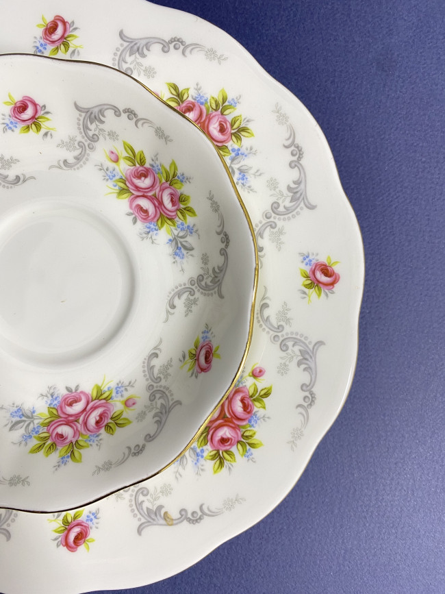 Винтажное фарфоровое трио Royal Albert Tranquility: Изящество Англии 1980-х