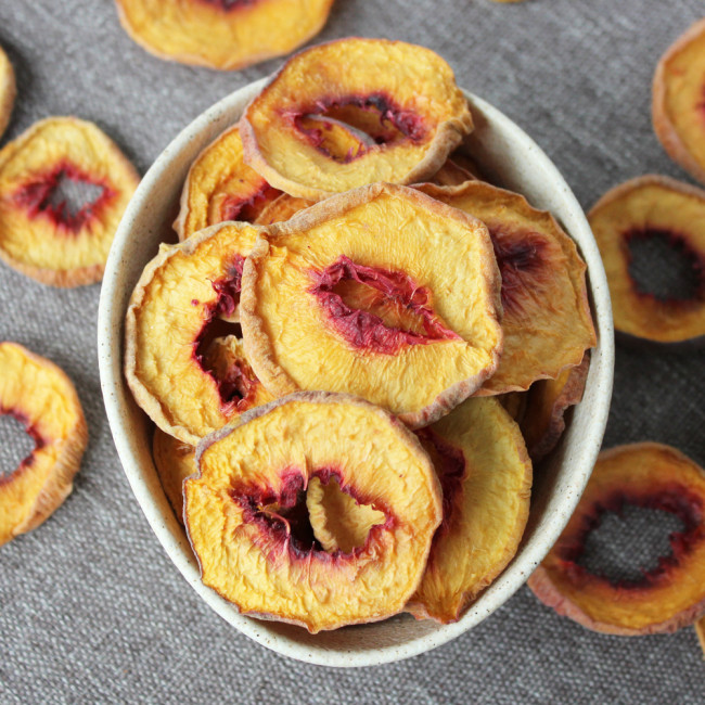 Чипсы из персика