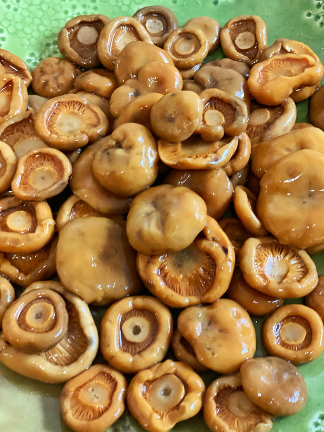 Грибы соленые Рыжики сорт "ПРЕМИУМ" 1 литр