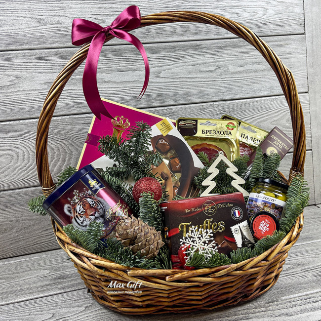 Подарочная корзина «Зимние подарки»