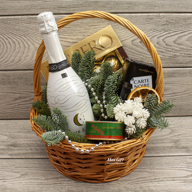 Подарочная корзина «Уютный вечер» Подарочная корзина «Уютный вечер»