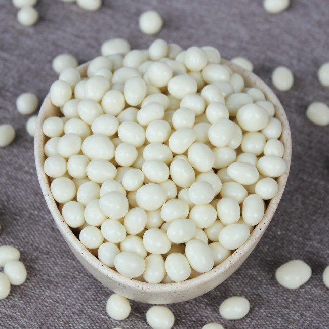 Кедровый орех в белом шоколаде