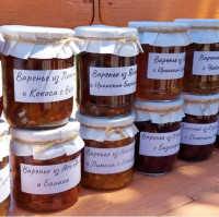 Крымское варенье из персика с ромом и тимьяном (0,5 литр) 1 банка